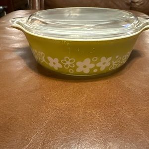 COPY - 1979 Crazy Daisy Vintage Pyrex